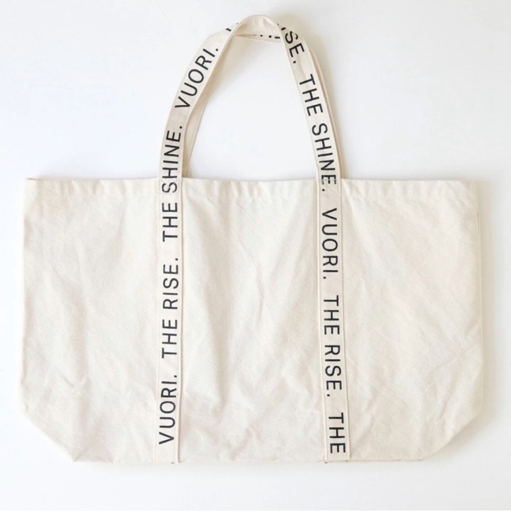 Vuori Cream Tote Bag with Minimalist Design The Rise The Shine NIP